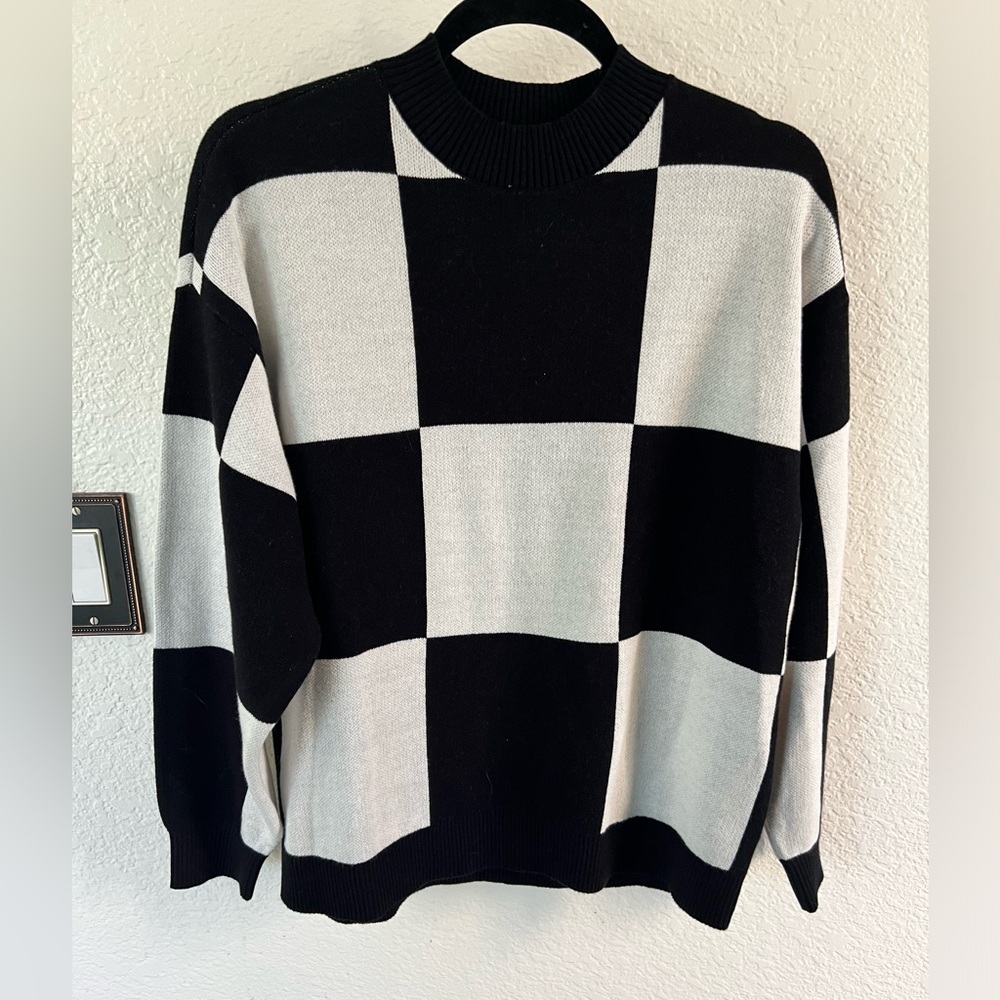 Vans Black and White Checkered Sweater